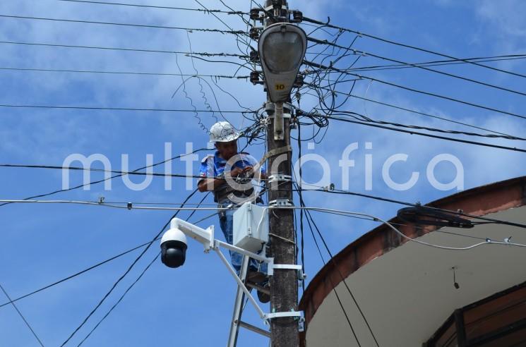 Ciudadanos confían en el sistema de videovigilancia cuya instalación inició.
