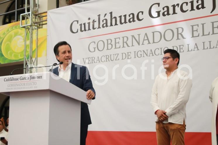 El gobernador electo, Cuitláhuac García Jiménez, dio a conocer al que será el Jefe de la Oficina del gobernador, que recayó en el licenciado Esteban Ramírez Zepeta.