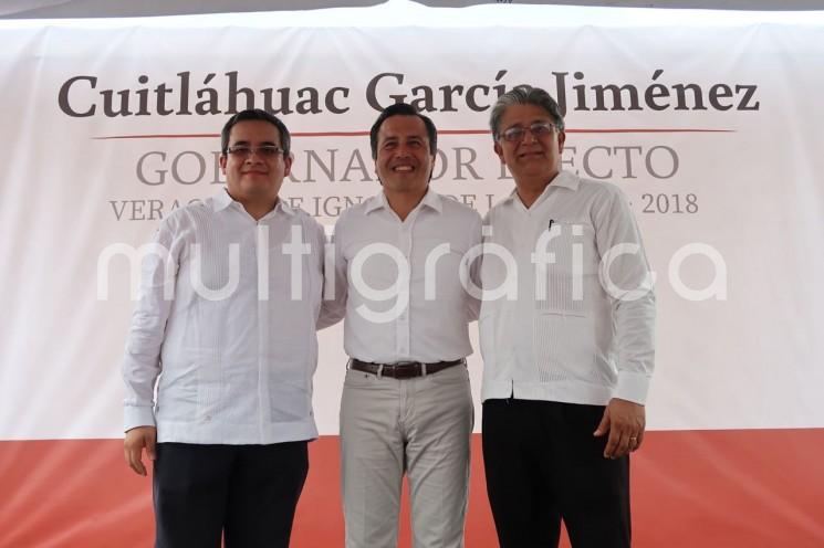 El gobernador electo, Cuitláhuac García Jiménez presentó este miércoles a Eduardo Cadena Cerón, como próximo titular de la Secretaría de Desarrollo Agropecuario, Rural y Pesca (Sedarpa), y a Guillermo Fernández Sánchez para la Secretaría de Desarrollo Social (Sedesol).