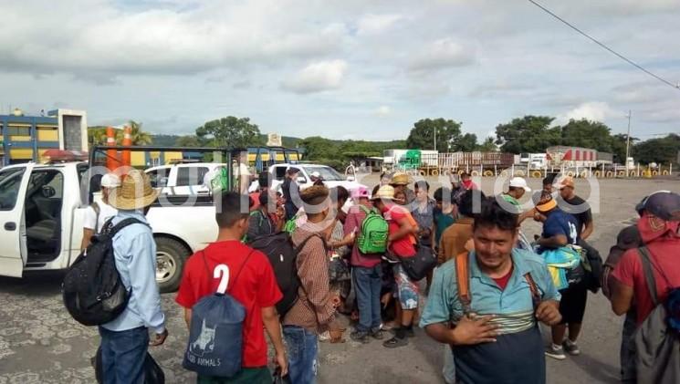  Unos tres mil migrantes han cruzado entre el sábado y el domingo por la zona centro en busca de llegar hacia el estado de Puebla.