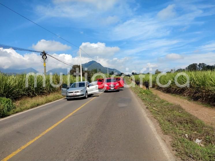 En acción conjunta, la (SSP), SEMAR y SEDENA abatieron a dos presuntos integrantes del Cártel de Jalisco Nueva Generación (CJNG) como resultado de un operativo en la carretera federal Fortín-Huatusco, en el marco del programa <em>Unidos para la Construcción de la Paz</em>.