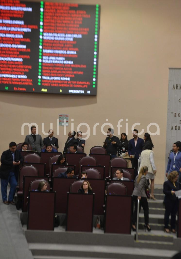 Diputados panistas ahora sí exigen  al Ejecutivo Estatal. Presenta la legisladora del PAN un anteproyecto por el cual se exhorta al Ejecutivo y a la SEFIPLAN a cumplir con las sentencias, emitidas por la Suprema Corte de Justicia de la Nación.