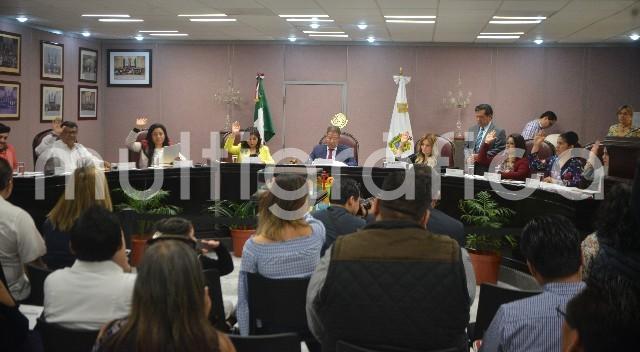 Durante la lectura de la correspondencia se leyó un oficio donde se dio a conocer el regreso de los diputados que habrían renunciado, entre estos Magdaleno, Jésica y los otros.  