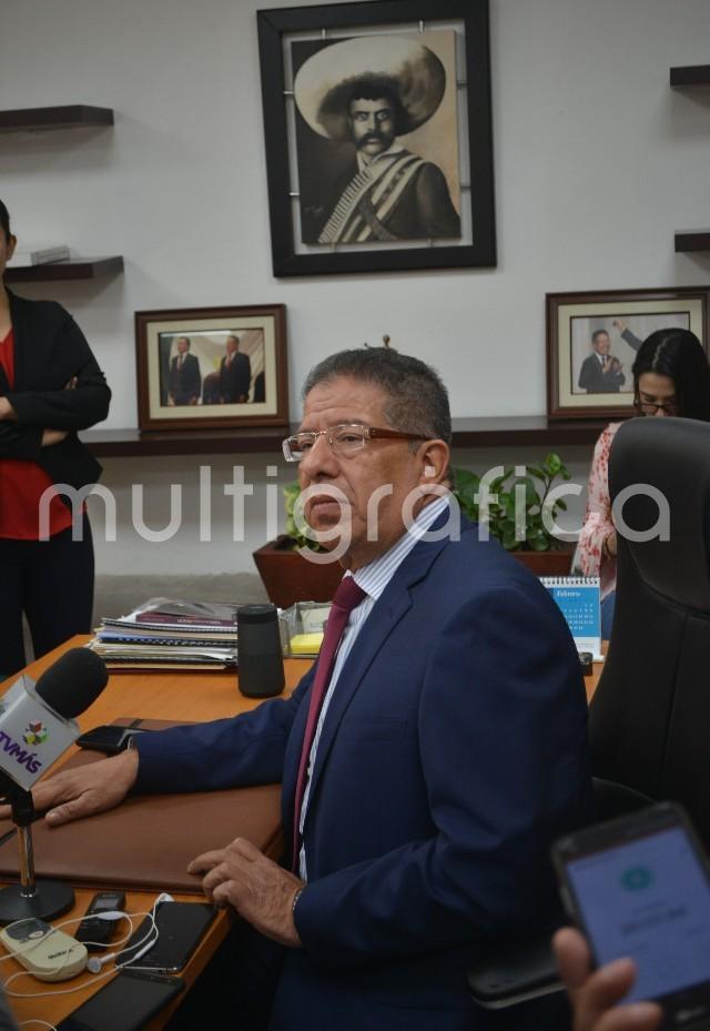 El presidente de la Mesa Directiva de la LXV Legislatura del Congreso, diputado José Manuel Pozos Castro, reconoció el compromiso de todas y todos los compañeros diputados, más allá de tintes políticos, para lograr la aprobación del presupuesto de egresos por unanimidad durante la segunda sesión extraordinaria, la cual se llevó a cabo el pasado miércoles, ya que consolidó el ejercicio que el pueblo de Veracruz espera de sus representantes populares.