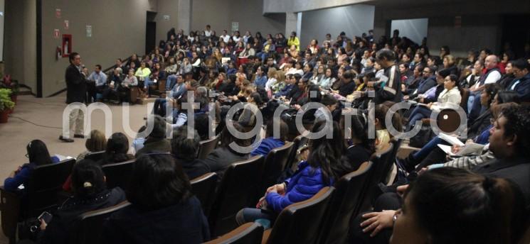 
Estudiantes, docentes en el área y padres de familia, participaron con la finalidad de buscar que quienes padecen el trastorno puedan tener una vida funcional e independiente.Estudiantes, docentes en el área y padres de familia, participaron con la finalidad de buscar que quienes presentan el trastorno puedan tener una vida funcional e independiente.