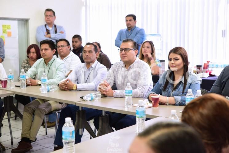  El anuncio se dio en el marco de la visita realizada a la Planta Nestlé, por una delegación del Gobierno Municipal de Coatepec encabezada por el alcalde Enrique Fernández, con el objetivo de conocer los procesos de elaboración de los diversos productos, así como sus lineamientos y políticas para el cuidado del agua y el manejo de sus residuos.