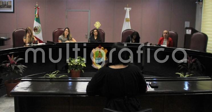 Participaron en las entrevistas las diputadas Ivonne Trujillo Ortiz, Ana Miriam Ferráez Centeno y Nora Jessica Lagunes Jáuregui, presidenta, secretaria y vocal, de la Comisión para la Igualdad de Género. Así como las legisladoras Brianda Kristel Hernández Topete, Deisy Juan Antonio y Montserrat Ortega Ruiz, presidenta, secretaria y vocal, de la Comisión de Derechos Humanos y Atención a Grupos Vulnerables.