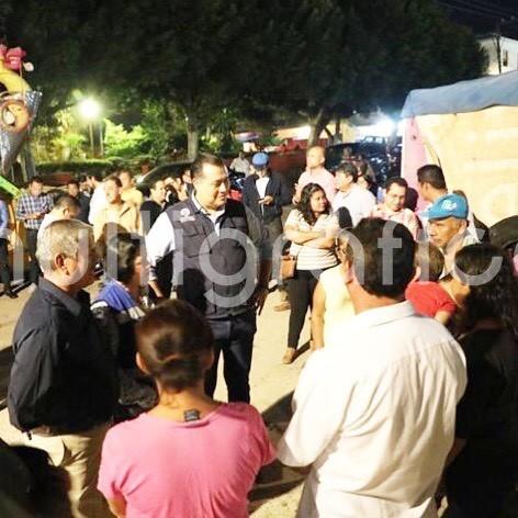 El alcalde de Coatepec,Enrique Fernández, acompañado de ediles, realizó la inauguración de la Rehabilitación de Alumbrado Público en la localidad de Tuzamapan, en donde se instalaron 193 luminarias, que benefician a un total de 7,522 habitantes. 