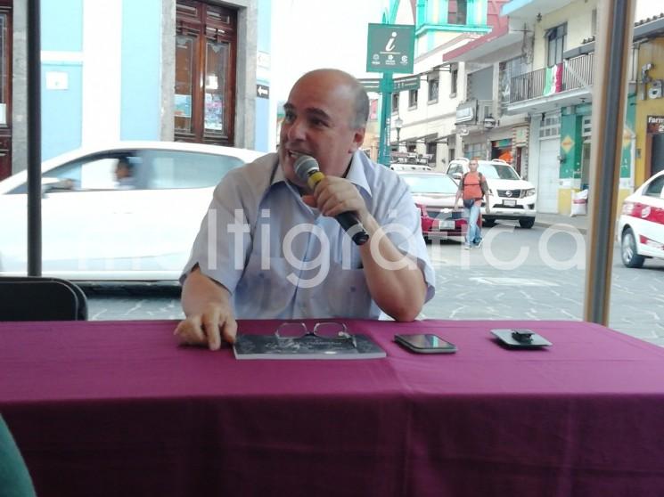 Durante la sesión de cabildodel pasado jueves, del Ayuntamiento de Coatepec, fue aprobado el nombramiento del nuevo cronista de la ciudad,  el Dr. Jesús Bonilla Palmeros, quien cuenta con las credenciales académicas y la experiencia para cumplir con los objetivos marcados por la propia Ley Orgánica del Municipio Libre.