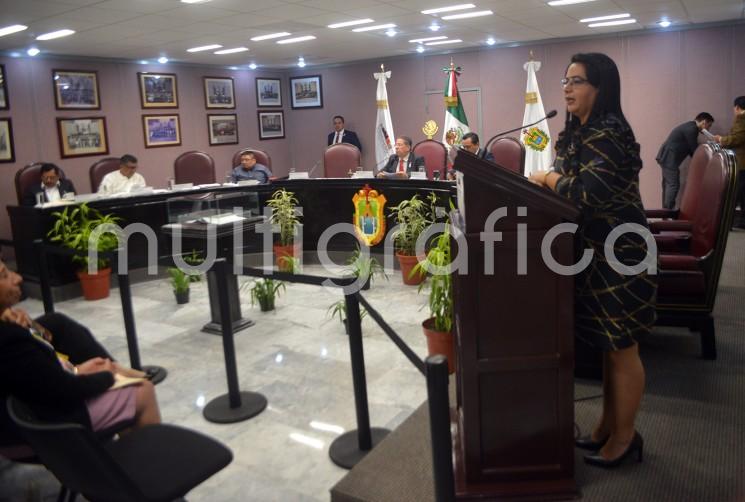 La legisladora Adriana Paola Linares presentó una propuesta de modificación al Código Civil del Estado de Veracruz que permitiría el cambio de género en actas de identidad.  