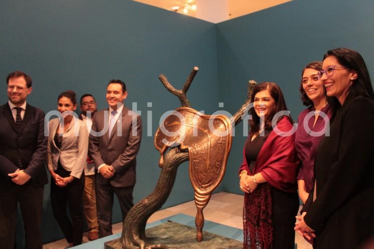 La  noche de este viernes fue inaugurada en la Pinacoteca Diego Rivera - IVEC, la exposición de escultura <em>Dalí Sueños</em>, gracias a la colaboración entre el Museo Soumaya, de la Fundación Carlos Slim, y el Gobierno del Estado de Veracruz. Funcionarios estatales estuvieron presentes. 