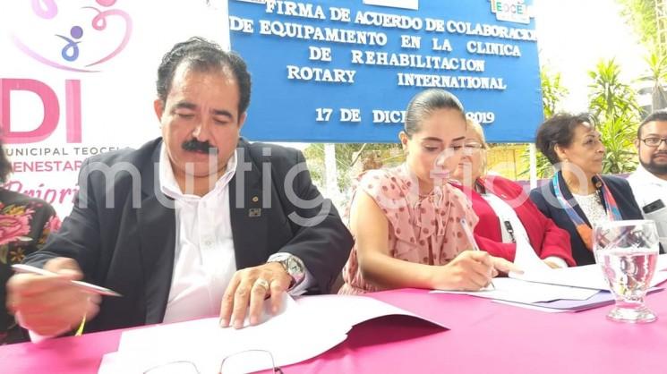 35 mil dólares en equipamiento en beneficio de la Unidad de Rehabilitación de Teocelo se logra en la firma de acuerdo de Colaboración entre el Sistema Municipal DIF, que preside  Mara Chama Villa, el H. Ayuntamiento de Teocelo y el Rotary Internacional.