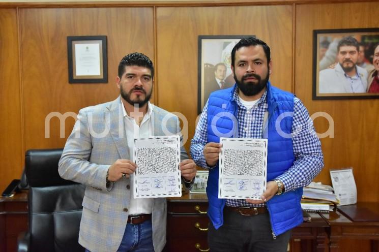 La Secretaría de Educación de Veracruz (SEV) y la fundación de una distribuidora automotriz internacional, firmaron convenio de colaboración para la construcción de una escuela primaria pública en el municipio de Emiliano Zapata, clave 30EPR0895M y con una inversión de seis millones 900 mil pesos. 