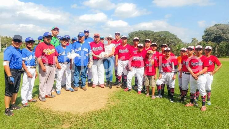 En un domingo familiar con inmejorable clima se llevaron a cabo actividades en diferentes disciplinas deportivas demostrando que en la Tierra del Dios Tigre la afición y profesionalismo por el deporte es costumbre  familiar en Cabecera Municipal y Comunidades.  