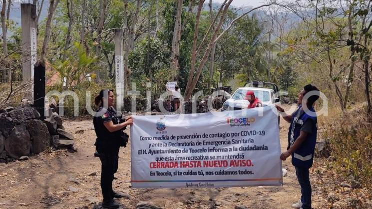 Personal de Protección Civil y Seguridad Pública de Teocelo recorren espacios públicos y de esparcimiento en Monte Blanco y Llano Grande, exhortando a ciudadanos y visitantes para que acaten las medidas preventivas ante la Contingencia por Coronavirus.