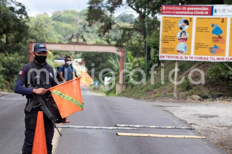 Protección Civil Teocelo, el Área de Comercio del Ayuntamiento  y Seguridad Pública,  refuerzan las medidas de prevención ante la emergencia sanitaria por COVID-19. 