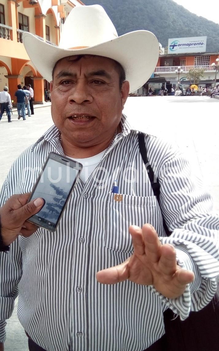  El Dirigente de la Organización Indígena Náhuatl de la Sierra de Zongolica, Isidro Tehuintle Pacheco, pidió a las autoridades federales y del estado que realicen una investigación sobre los 11 casos de muerte de recién nacidos registrados en el Hospital IMSS Bienestar de Zongolica.