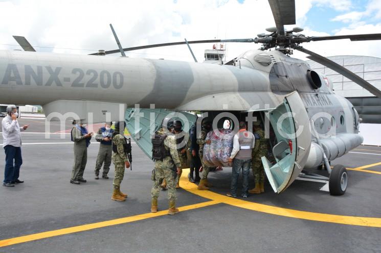 El Gobierno de Veracruz, en coordinación con la Secretaría de Marina-Armada de México (SEMAR), trasladó vía aérea 1.5 toneladas de apoyo humanitario destinado a la población afectada por las fuertes lluvias y vaguada ocurridas los días 8 y 9 del presente mes, en la región del Totonacapan. 