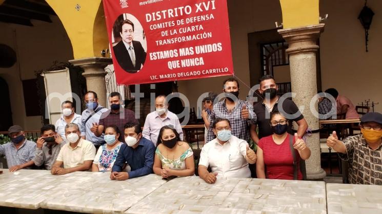 Este miércoles se realizó una conferencia de prensa de los comités de defensa de la Cuarta Transformación del distrito XVI. La rueda de prensa fue con el objetivo de dar conocer la aspiración a la dirigencia nacional de Morena por parte del Diputado Mario Delgado Carrillo, actual coordinador de la bancada del partido en San Lázaro y Presidente de la Junta de Coordinación Política. 