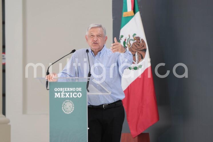  Nunca se había destinado tanto presupuesto para los más pobres de México y en Veracruz puede constatarse, pues mediante los programas de Bienestar son beneficiadas un millón 838 mil 993 personas, de una población de casi 8 millones 500 mil habitantes, afirmó el presidente Andrés Manuel López Obrador, este domingo en su gira en el puerto de Vearcruz.