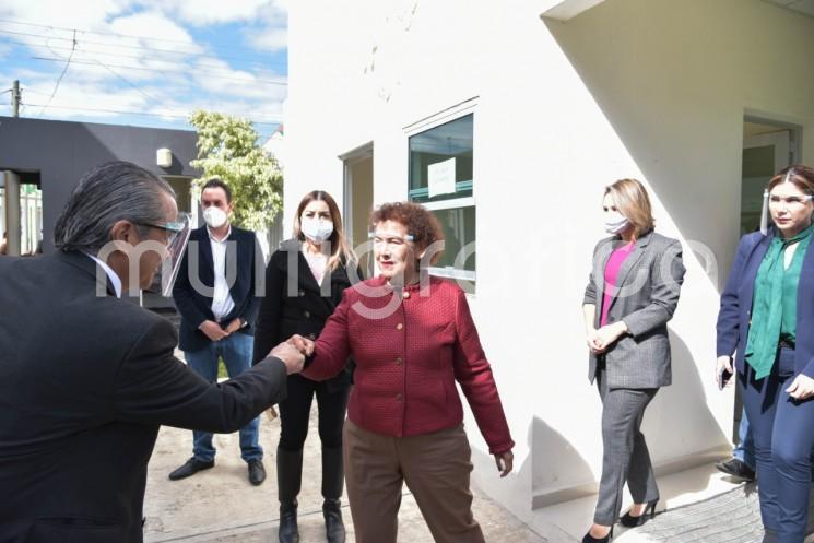 La presidenta del TSJV refrendó su compromiso de trabajar en una relación de confianza con los ciudadanos, por ello, ha emprendido visitas de trabajo a diferentes Ciudades Judiciales y Juzgados en la entidad veracruzana. 