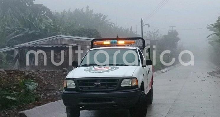 Protección Civil, de Tlapacoyan se encuentra realizando recorridos en la parte alta y baja del municipio para atender de manera oportuna a la población que así lo requiera, debido a que se pueden presentar afectaciones por las lluvias y las bajas temperaturas tras el frente frío, así lo informó Rigoberto Bandala Saldaña, director de PC Municipal.