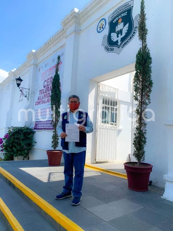 El alcalde Mario Antonio Chama Díaz, acudió al Centro de Estudios e Investigación en Seguridad (CEIS), donde presentó la lista del primer grupo de elementos de Policía Municipal Teocelo que recibirán el Curso de Actualización y Profesionalización.