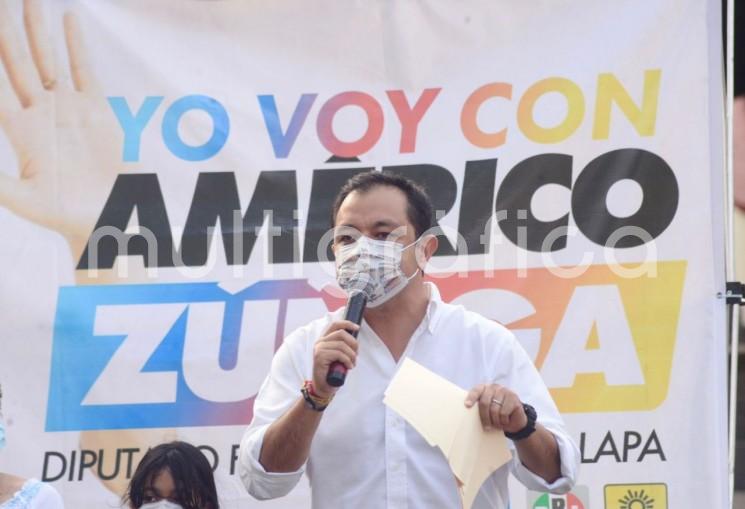 El fortalecimiento de México pasa necesariamente por el fortalecimiento institucional y el respeto de la legalidad que hemos creado como país, afirmó el candidato a de la Alianza Va por México a la Diputación Federal por el Distrito de Xalapa Urbano, Américo Zúñiga Martínez.