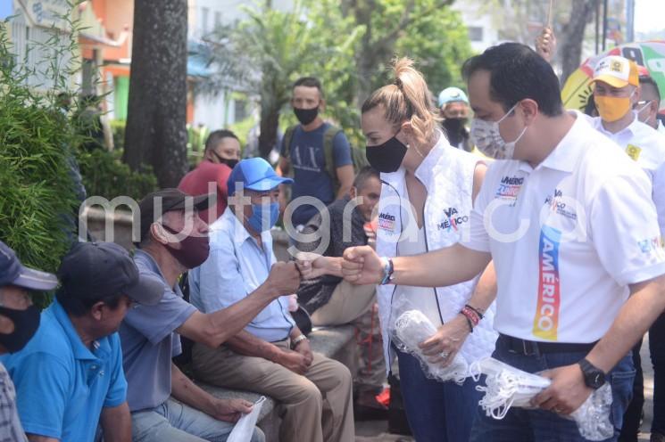 Como diputado federal habré de levantar la voz para exigir que a Veracruz se le trate como lo que es, el gran productor de energía eléctrica en el país, así lo expresó Américo Zúñiga Martínez, candidato de la coalición <em>Va por México</em> a la diputación federal por Xalapa urbano.