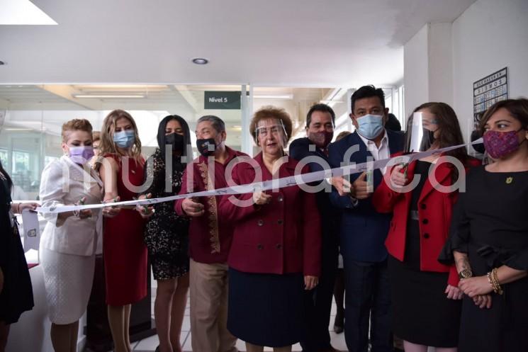 La mañana de este viernes se llevó a cabo la ceremonia de corte de listón inaugural de las nuevas instalaciones que albergarán las oficinas de Actuaría y Ejecución A-B, ubicadas en la ciudad de  Xalapa.