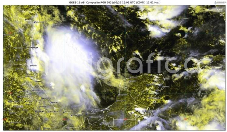 Lluvias cuya intensidad y cantidad podrían variar de acuerdo con el comportamiento de los sistemas meteorológicos descritos, siendo probable que las más importantes se registren en regiones montañosas. 