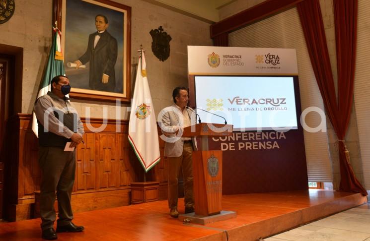 El gobernador Cuitláhuac García Jiménez dio a conocer la contratación del Seguro Agrícola Catastrófico 2021 que cubrirá 148 mil hectáreas de cultivos anuales como maíz, frijol, arroz y soya, en 177 municipios con mayor incidencia de desastres por eventos meteorológicos. 