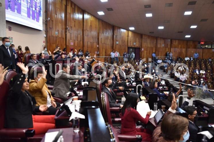 El Pleno de la LXVI Legislatura aprobó, con 48 votos a favor y uno en contra, el Acuerdo de la Junta de Coordinación Política (Jucopo), por el cual queda conformada la Comisión Especial para el Otorgamiento de la Medalla y Diploma Adolfo Ruiz Cortines 2021.