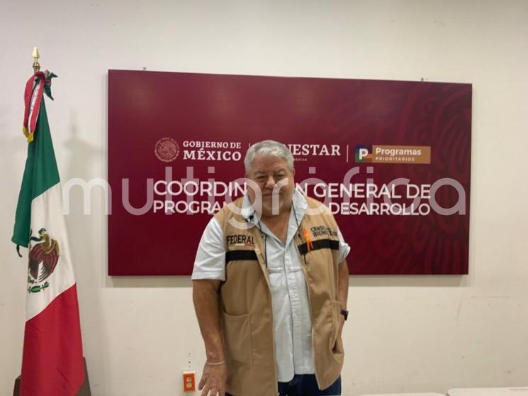 El Delegado de Programas para el Desarrollo, Manuel Huerta Ladrón de Guevara, informó que a partir del lunes continúa la campaña nacional de vacunación en segundas dosis para los menores de 15 a 17 años y en la aplicación de dosis de refuerzo para los adultos mayores de 60 años. Los operativos iniciarán en Hueyapan el 27 y 28 de diciembre, y en Cosoleacaque el día 27. 