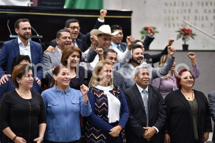 El Pleno de la Sexagésima Sexta Legislatura del Estado aprobó el Dictamen con Proyecto de Ley de Ingresos del Gobierno del Estado de Veracruz de Ignacio de la Llave para el Ejercicio Fiscal 2022, cuyo monto asciende a la cantidad 135 mil 763 millones 199 mil 169 pesos.