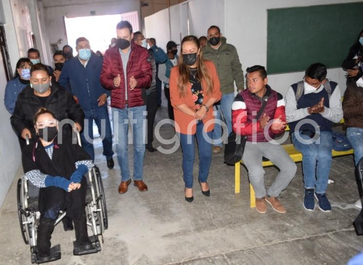 El pasado sábado, en las instalaciones del salón del adulto mayor del DIF Municipal de Villa Aldama, se llevó a cabo la primera jornada de salud médica gratuita, donde habitantes de la cabecera municipal recibieron la atención.  