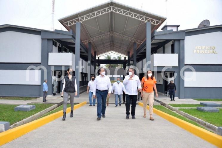 Durante la sesión de la Mesa de Coordinación Estatal para la Construcción de la Paz (COESCONPAZ) de este jueves, el gobernador Cuitláhuac García Jiménez, abordó los pormenores en torno a la detonación de disparos realizada en las inmediaciones del ayuntamiento de Álamo este miércoles.