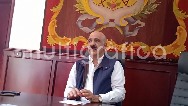 Para contar con un organismo transparente que responda a lo que la ciudadanía merece, se aplica una reestructura administrativa en la Comisión Municipal de Agua Potable y Saneamiento (CMAS), informó el presidente municipal Ricardo Ahued Bardahuil.

