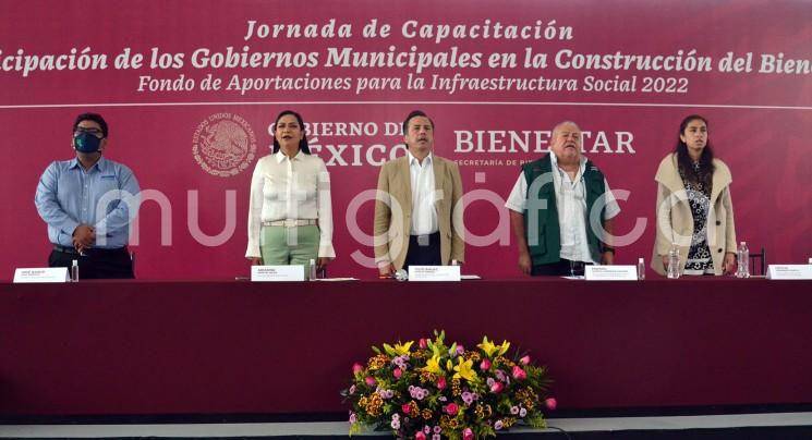 El gobernador Cuitláhuac García Jiménez y la Secretaria de Bienestar Ariadna Montiel Reyes inauguraron la Jornada de Capacitación a autoridades municipales para la construcción del bienestar a través de la aplicación correcta del Fondo de Aportaciones para la Infraestructura Social (FAIS).