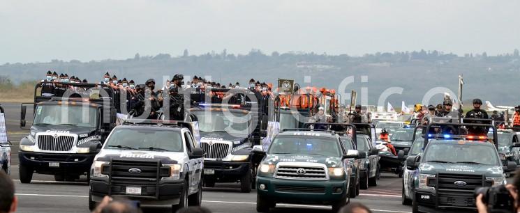 Participan 12 mil elementos para que el turismo disfrute de vacaciones seguras; fomenta la reactivación turística sin descuidar la seguridad.