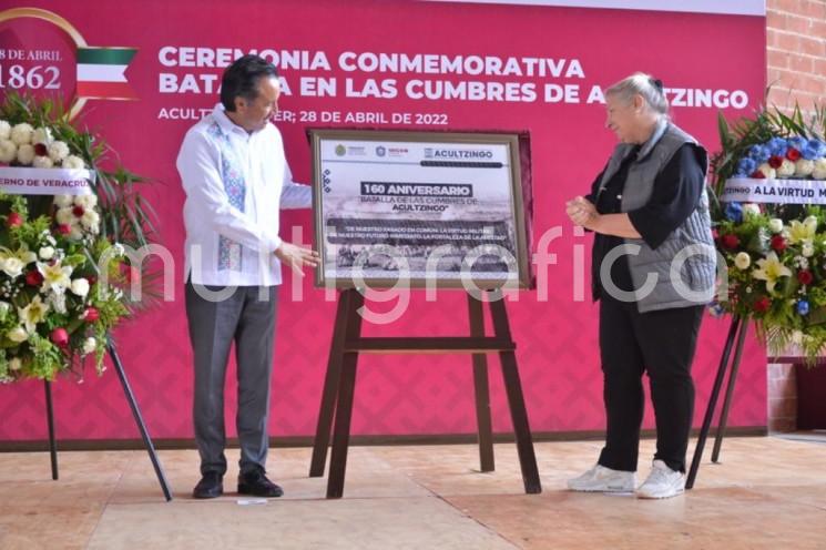 Con un acto solemne encabezado por el gobernador Cuitláhuac García Jiménez y la develación de una placa por los 160 años de la Batalla de Las Cumbres, primer enfrentamiento armado entre los ejércitos mexicano y francés durante la Segunda Intervención Francesa en México, el Gobierno de Veracruz da realce y trascendencia a dicho evento.