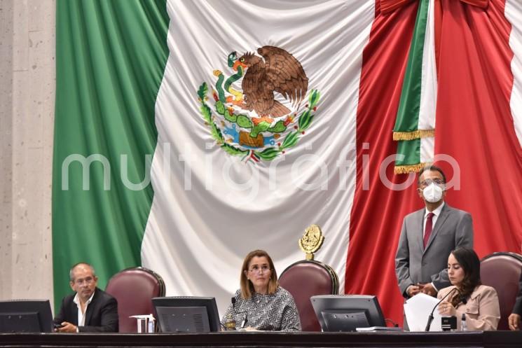 Por Acuerdo de la Junta de Coordinación Política (Jucopo) y en apego a lo dispuesto en el Artículo 28 de la Constitución Política del Estado, la LXVI Legislatura sesionará este 9 de junio a las 14:00 horas en la ciudad de Coatzacoalcos, en la conmemoración de los 500 años de la fundación de la Villa del Espíritu Santo (actualmente municipio de Coatzacoalcos).