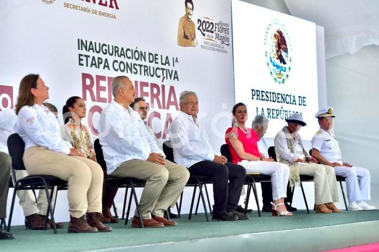 Es un sueño convertido en realidad, afirmó el presidente Andrés Manuel López Obrador tras encabezar el corte de listón inaugural de la nueva Refinería Dos Bocas Olmeca, y recorrer las instalaciones, donde informó a la población que hoy inician los trabajos de prueba para que empiece a funcionar todo el conjunto de la planta.

