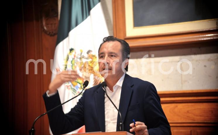  El gobernador Cuitláhuac García Jiménez sostuvo la baja de la incidencia delictiva a nivel nacional y estatal se debe principalmente a la atención de las causas de la violencia y la inseguridad hechas por el Gobierno de la Cuarta Transformación.