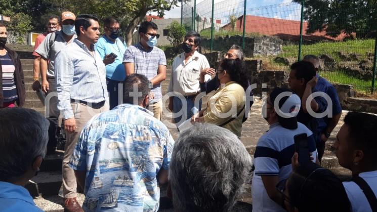 Habitantes del municipio de Jilotepec se inconformaron en las oficinas centrales de la Comisión del Agua del Estado de Veracruz (CAEV) en la avenida Lázaro Cárdenas de la ciudad de Xalapa debido al presunto incremento en las tarifas de agua, además de la pésima calidad del líquido. 