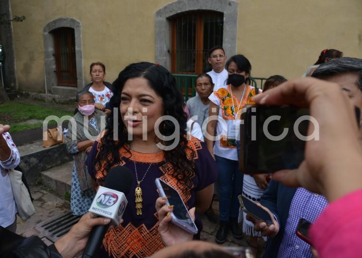 La secretaria de Cultura del Gobierno de la Republica, Alejandra Frausto Guerrero, destacó la instalación del Palo Volador en la ex residencia oficial de Los Pinos, que anteriormente era de acceso limitado al público.