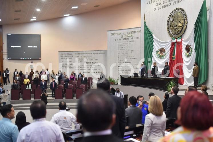 Por Acuerdo de la Junta de Coordinación Política (Jucopo), la LXVI Legislatura del Estado de Veracruz modificó la integración de diversas Comisiones Permanentes, en atención a la solicitud presentada por el grupo legislativo de Morena y para incorporar a estas tareas a la diputada Elisa Mohedano Orellán