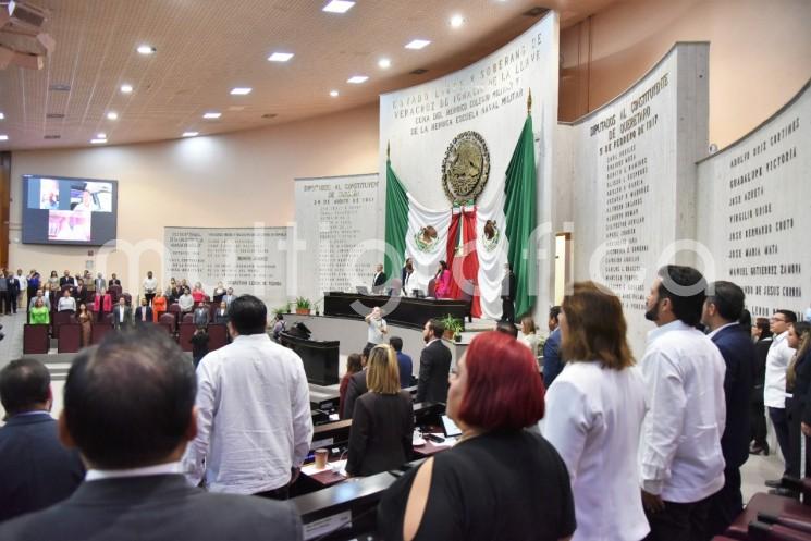 Con 47 votos a favor, durante la Primera Sesión Ordinaria del Segundo Año de Ejercicio Constitucional, la LXVI Legislatura aprobó la integración de la Comisión Especial para el Otorgamiento de la Medalla y Diploma Adolfo Ruiz Cortines 2022, propuesta por la Junta de Coordinación Política a través de un Punto de Acuerdo.

