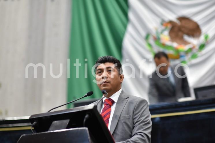 Reconsiderar el techo presupuestal original y autorizar un incremento en la asignación presupuestal de la Comisión Estatal de Derechos Humanos (CEDH) por un importe de 2 millones 020 mil 837 pesos, solicitó el diputado José Luis Tehuintle Xocua, mediante un pronunciamiento con motivo de la aprobación de la Ley de Ingresos y del Decreto del Presupuesto de Egresos para el ejercicio 2023.

