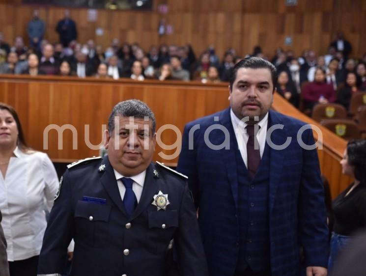 El secretario de Seguridad Pública, Cuauhtémoc Zúñiga Bonilla, compareció ante diputados como parte de la Glosa del IV Informe de Gobierno del Gobernador Cuitláhuac García Jiménez.

 